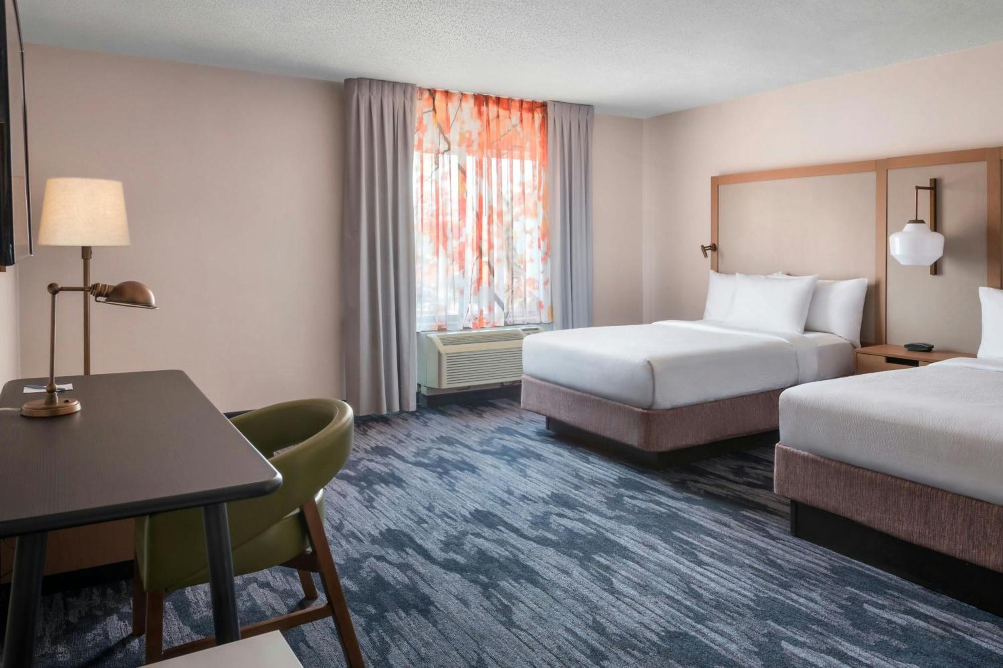 Fairfield Inn & Suites Woodbridge Avenel Екстериор снимка